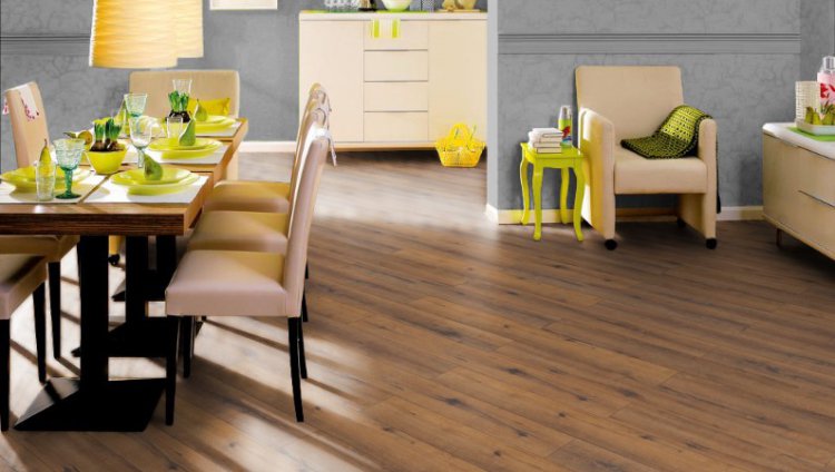 Ламинат Haro Tritty 100 Дуб Италика Дымчатый 530327 1282×193×8 фото в интерьере